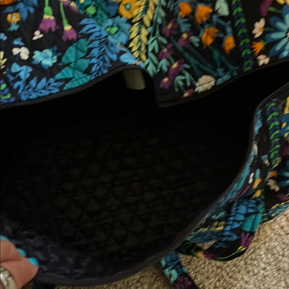 Vera Bradley Vibrant Floral Travel Bag - Picture 3 of 5